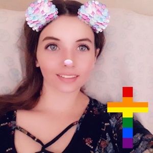 Meet your Posher, Angelica